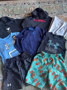 UNDER ARMOUR, NIKE BOYS BUNDLE OF 8 IN SZ SMALL…GREAT PREOWNED CONDITION!!!